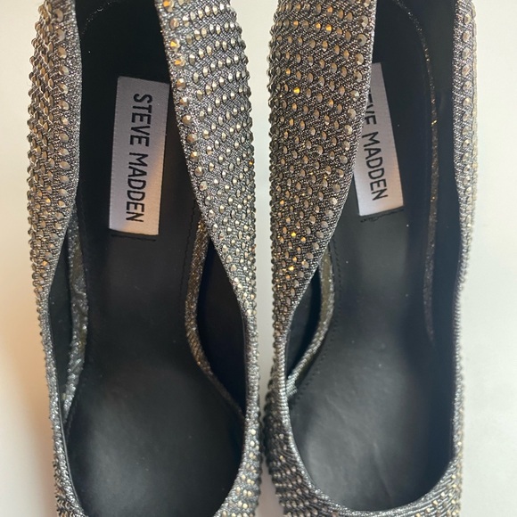 Brand new! Stunning Steve Madden Daisie Rhinestone Heels 10💖 - Picture 8 of 11
